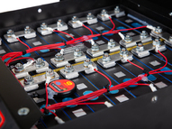 Литиевый тяговый аккумулятор LiFePo4 60V50Ah(60A) c дисплеем, BMS смарт